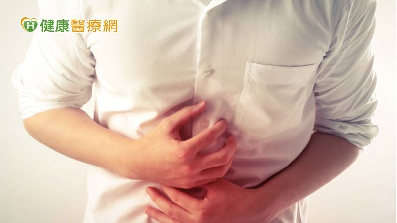 高雄立聯合醫院營養室黃韻璇營養師指出，每年5月至9月是臺灣歷年食品中毒發生率相對高的月份，若食材於室溫下放置過久、製備環境不佳、製備流程有生熟食交叉汙染等情形，均會提高食品中毒風險。