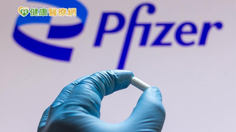 陳彥旭提醒，服用時要3顆一起服用、不能拆開吃，更重要的是不可以嚼碎、磨粉使用，會造成藥物濃度不足。