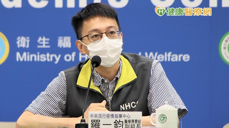 羅一鈞總結，目前13歲至18歲青少年重診個案有6位，其中4例肺炎、1例心肌炎、1例為昨日公布的MIS-C個案。