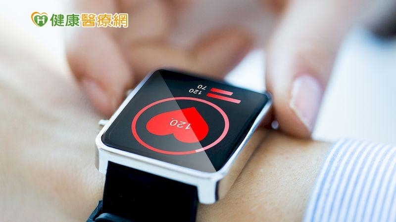 心臟的跳動會隨著健康狀態的不同而變動，想要確認身體狀況如何，心跳是再方便也不過的指標。