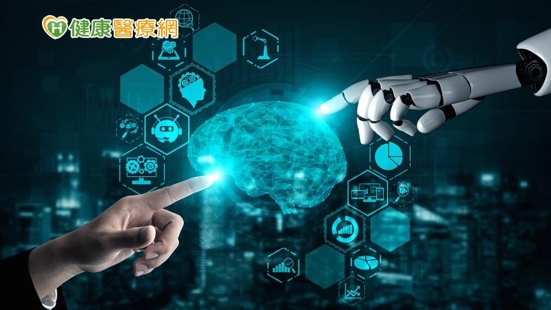 APAMI 2022 於2022/10/14-16於國立臺北護理健康大學國際會議中心舉辦，以「具有互操作性和國際標準的醫療智能」為主題，廣徵世界各地的官產學界進行論文及研究投稿，會議將邀請國際與台灣之醫療資訊相關領域專家進行演講，期望透過國際會議之舉辦，作為國際資源共享與區域鏈結之平台，展望我國AI技術與資通訊科技在台灣醫療智慧現況與趨勢。