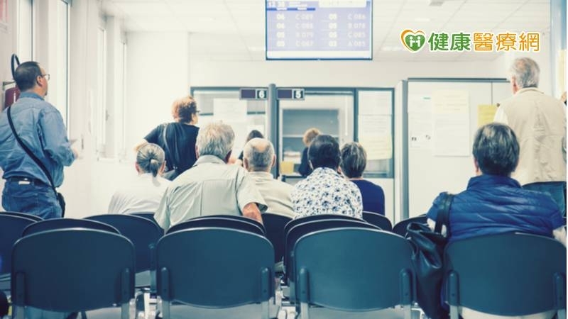 急診檢傷分類依病人病情危急程度，建立病人優先就診順序，以即時搶救重症病人生命。