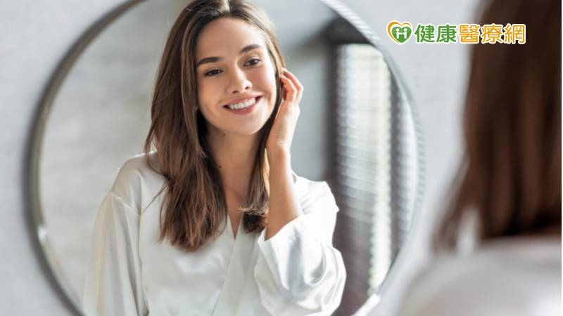 透過本書將踏上的旅程，會帶領我們認識，接受是全然明智的，而接受後會帶來美妙的禮物：自由、平和與內在的開悟。