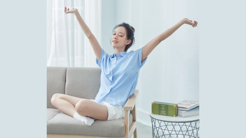 由時尚媽咪孟耿如代言的魔法酵素2.0，含有100多種天然蔬果萃取及20種消化酵素，有鳳梨酵素、木瓜酵素、蛋白酵素、脂肪分解酵素等，一包滿足多種消化代謝需求，能打擊油膩。