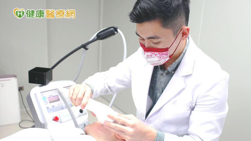 音波改善鬆弛下垂,搭配肉毒放鬆大餅臉療程,透過專業醫師找出最適合自己的治療計畫。