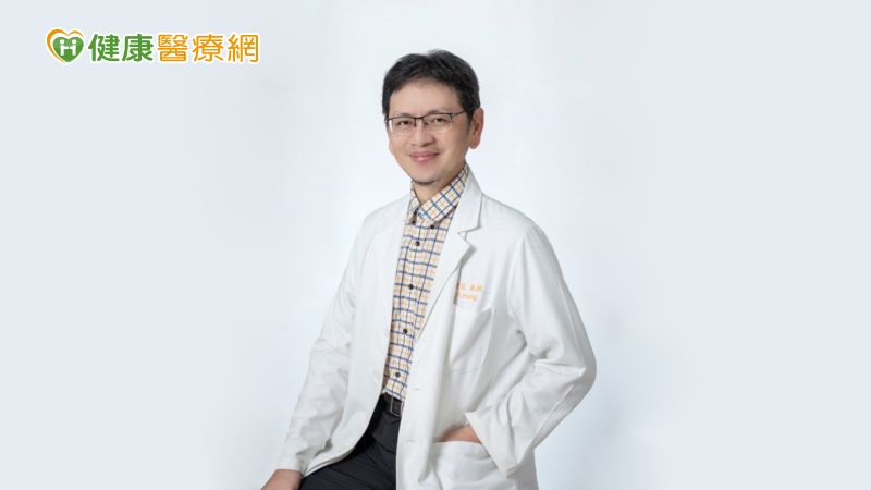 高雄長庚肝膽腸胃科醫師洪肇宏