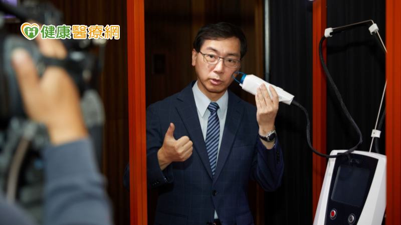 林政賢醫師分享臨床治痘經驗,藍雷射幫助皮膚科醫師全方位打擊皮脂腺