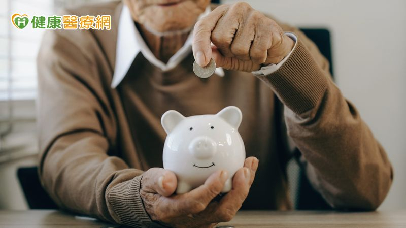 長者退休資金怎麼準備？兩大帳戶規劃助爸媽安度晚年 - 理財周刊
