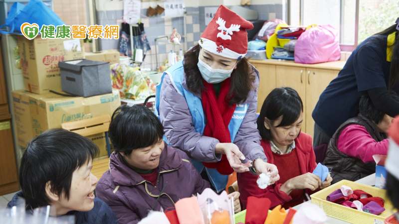 亞培送上暖心關懷，精心規劃豐富互動活動，以行動關愛弱勢團體