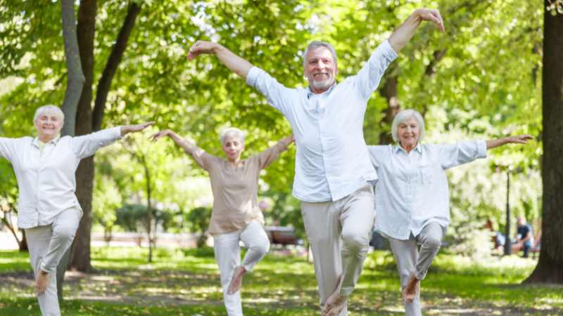運動中的瑜珈、太極講求「提升正念」，更能有效幫助提升心理健康。