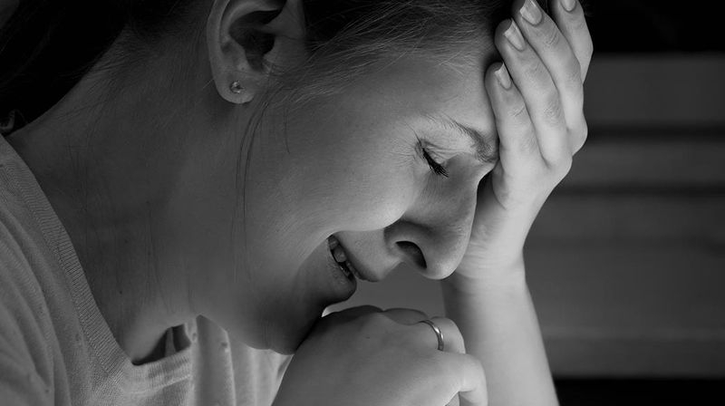 夫妻責無旁貸，尋求專業資訊，及早學習如何和情緒容易失控的孩子相處，方能避免家庭悲劇的一再發生。