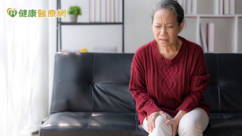 胰臟癌一線治療藥物除了健保給付的二合一藥物組合、三合一藥物組合外，現在微脂體抗癌藥物加入一線治療，讓胰臟癌患者的一線用藥多新的選擇。