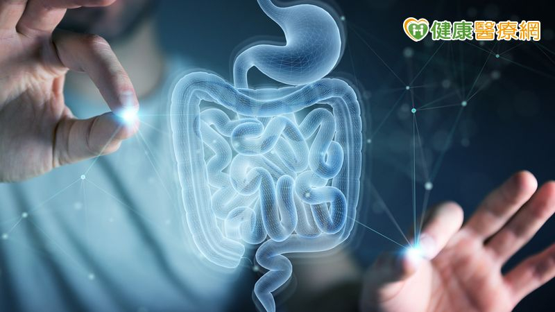 「膠囊內視鏡」檢查，不像傳統內視鏡，僅有藥丸大小且免麻醉。