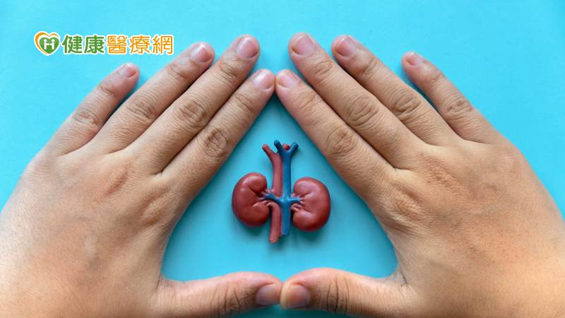 病友分享自己從抗拒到接受洗腎的過程，希望藉此鼓勵腎友接受治療並重新掌握人生節奏。