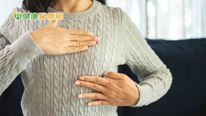 自今年1月1日起，乳癌篩檢擴大至40－74歲婦女，符合資格者每2年可接受一次檢查。