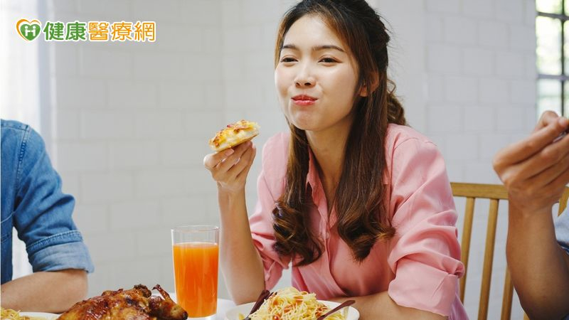 佳節期間避不了大魚大肉，想要收工後快速鏟肉，你可以藉由醫美協助恢復體態。