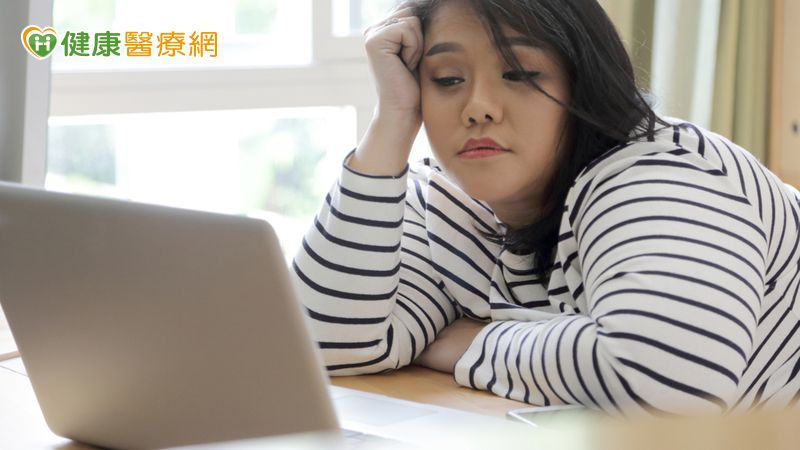 減重飲食過於激進，導致體內鐵質嚴重不足。