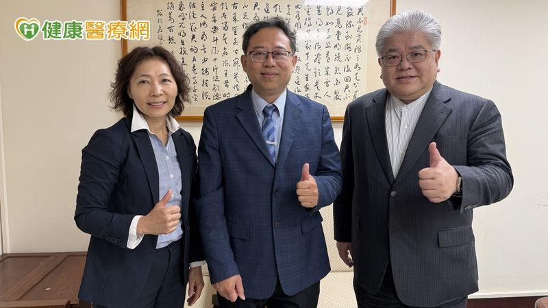 陳建州理事長一行人拜會賈凱傑理事長。