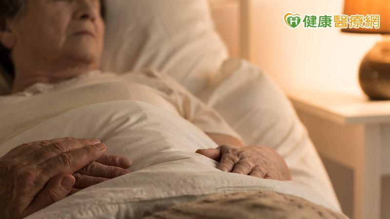 過去的安寧療護主要針對末期癌症病人，隨著觀念的進步，末期運動神經元病人（漸凍人）、八大非癌症末期病人等也納入其中。