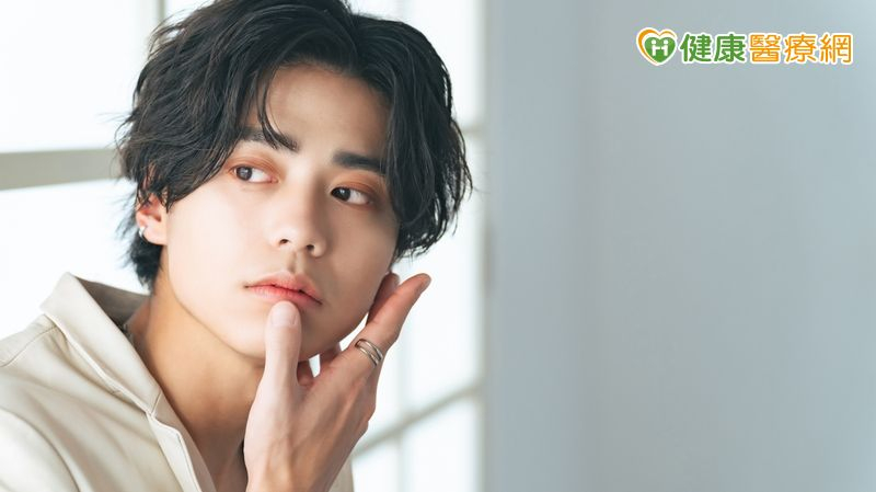 在這個擁有多樣性別認同與性取向的社會中，比起「男子氣概」或「女性氣質」，更重要的是每個人獨特的「自我」。