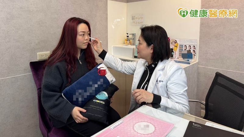 黑眼圈有四類型，大部分人屬混合型黑眼圈。（圖／鄞愉心醫師提供）