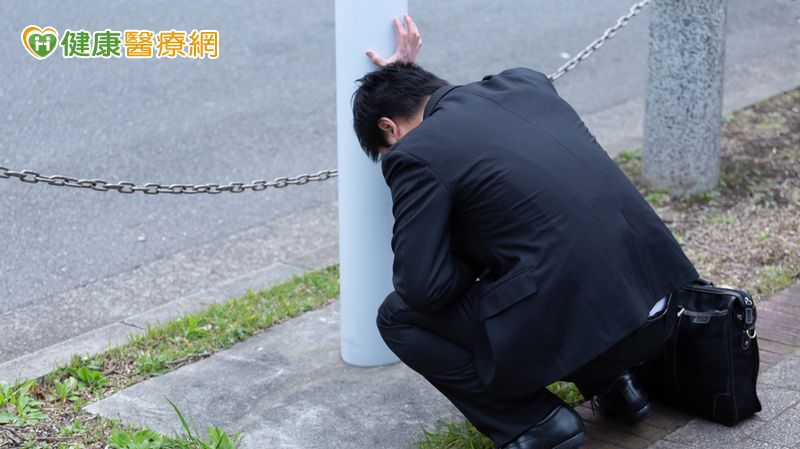 醫師提醒，慢性病患者更要控制好血糖、血壓，維持良好日常生活作息，預防心血管疾病的發生。