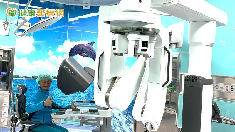 達文西單孔機械手臂手術系統正式登台，這項創新技術為患者帶來更先進的手術選擇。