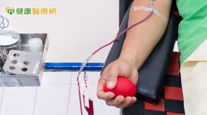 捐血不僅是將血液輸送到有需要的人身上，還涉及到捐血者個人的體內鐵質變化與補充。