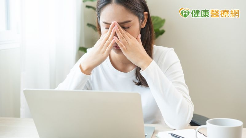 在忙碌和壓力大的時期，每天嘗試騰出2 到3 次時間，給自己短暫的喘息。