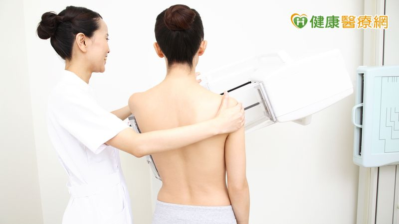 根據國民健康署統計，乳癌20年來高居台灣女性癌症發生率第一位，且有年輕化趨勢。