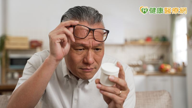 「2025年亞太視力健康調查」結果顯示，僅不到3成受訪者每年或更頻繁進行眼部檢查，有三分之一會等到症狀出現才尋求護理。