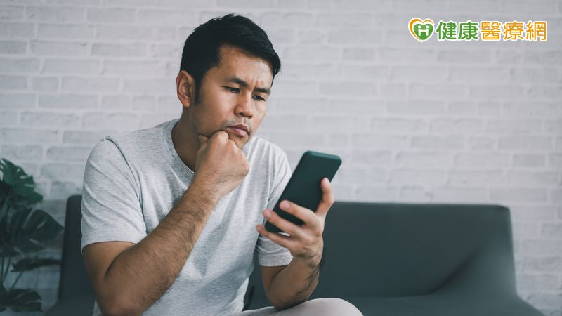 英國《衛報》最新調查發現，在TikTok上排名前100的心理健康議題影片中，超過半數含有錯誤資訊。