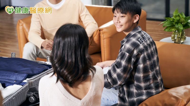 暑假即將來臨，青少年擁有更多自由時間，也面臨更多來自人際、環境與內在壓力的挑戰。