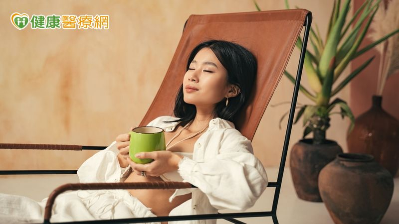 要改變習慣有個技巧，那就是運用動機，而且要按部就班來做，一次只改變一小部分。如此日積月累，長久下來便能形成新習慣。