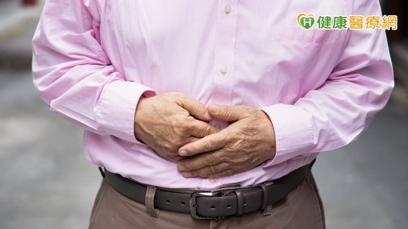 針對攝護腺肥大，目前有多種手術選擇，患者可依身體狀況與需求，與醫師討論最合適的治療方案。