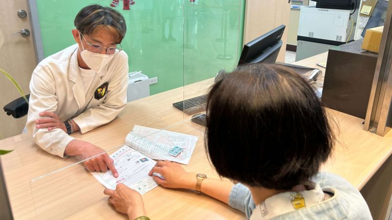 北榮桃園分院提供專業藥物諮詢服務。圖：北榮桃園分院提供