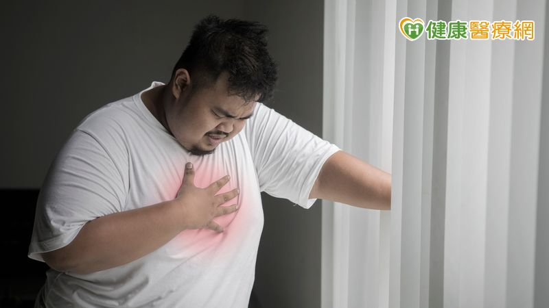 內臟脂肪過多可能導致慢性發炎，而慢性發炎被認為與糖尿病、腎臟病、心血管疾病等都有關。不少研究和臨床觀察也發現，及早減重有助於改善血糖問題，降低共病風險。