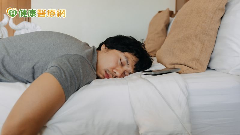 褪黑激素作用被低估!不只失眠才用 藥師:還能抗氧化增強免疫力 1dd176bfbaa1412128dc774fb15b5fb6 l