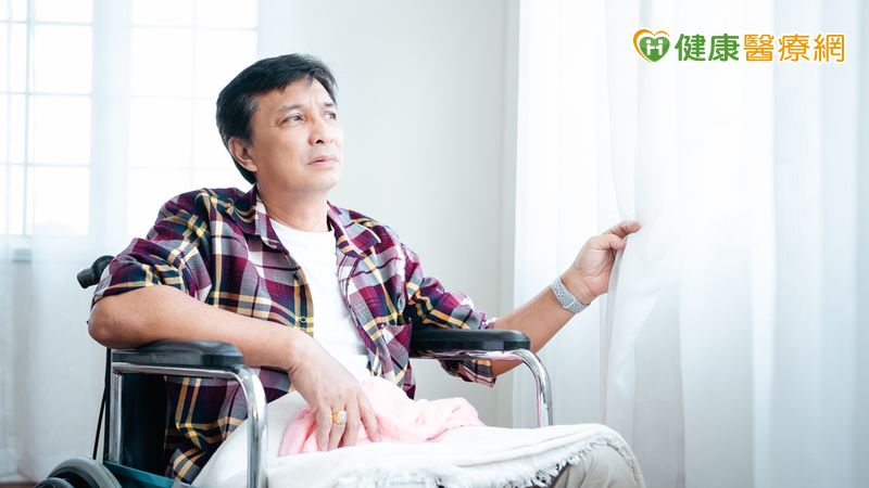 中風患者「重複經顱磁刺激」治療 重拾生活自理能力! 7e0312840622c3e9bbb51aef5fdb0943 l