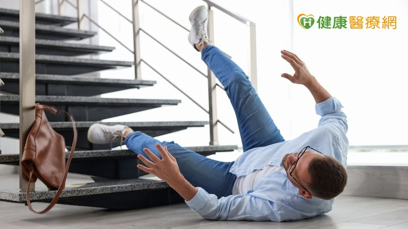 25歲男車禍後「看一變兩」!醫揭外傷複視原因 拖久恐釀危險 1f662af99ea55acab3185c64e4bad892 l