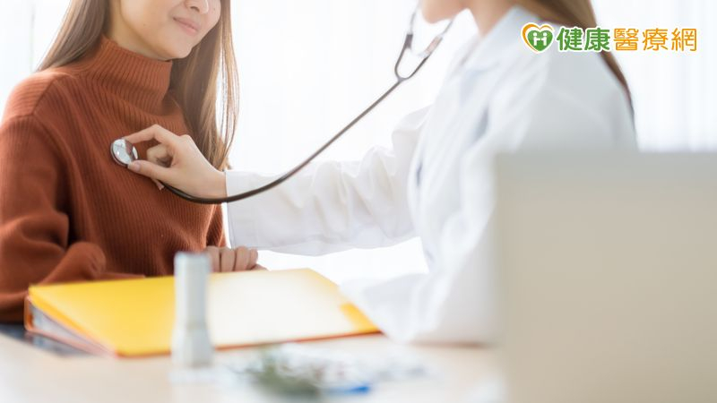 乳腺炎與乳癌症狀相似？如何辨別及檢查？醫師來解析！