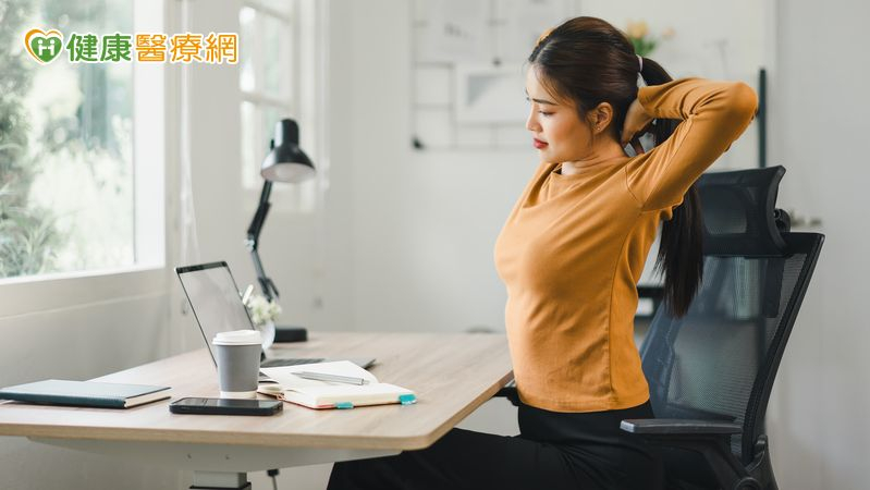 迎接新年有失落也沒關係　醫：不必逞強、照顧內在感受