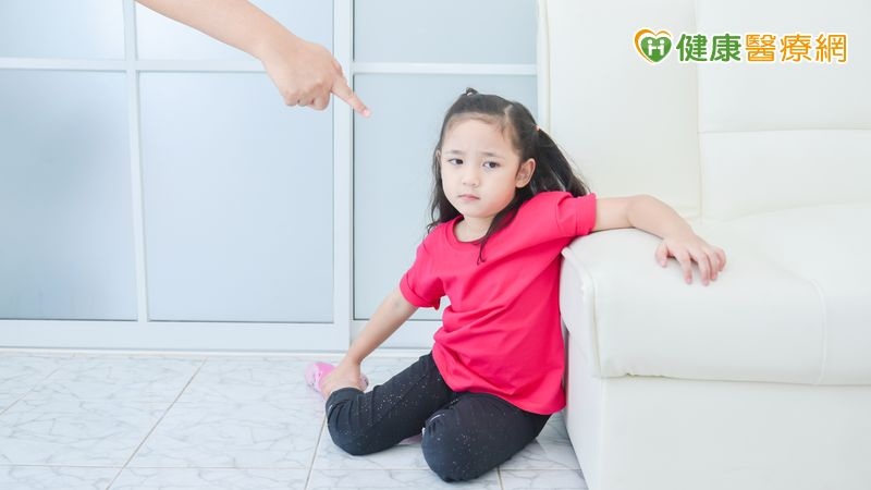 學會不哭鬧也需要「安全感」！心理師授家長5招教孩子掌控情緒