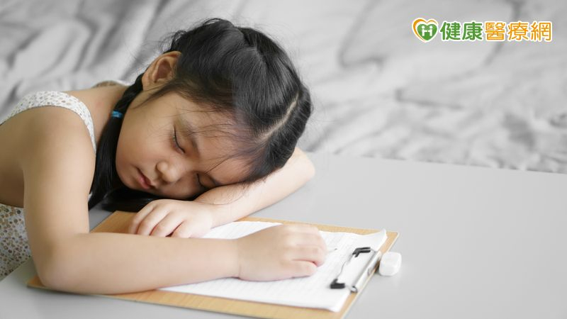 孩子教養卡關？臺中醫院推「陪你長大導航站」助家長一臂之力