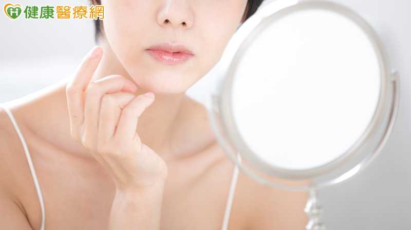滑出焦慮1／台灣醫美總療程數全球第10　年輕族當心審美「照」著社群走