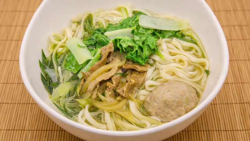 年菜不是放冰箱就安全！營養師警告「這樣保存」最容易吃出問題