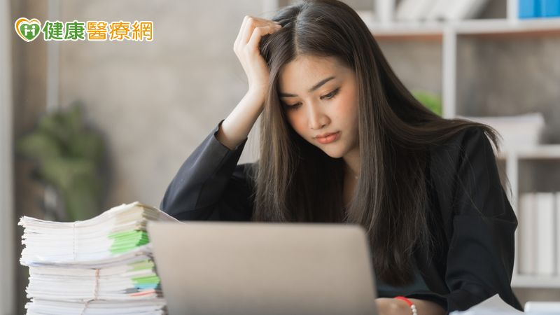 不敢拜託別人？專家揭「越求助越成功」的關鍵原因