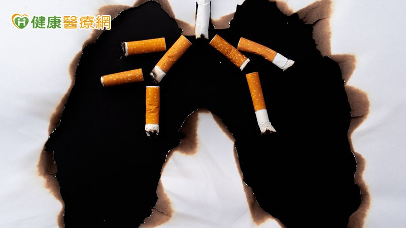 預防肺癌仍應從生活習慣著手，包括戒菸、避免二手菸暴露、減少空氣污染與有害物質接觸，並維持良好生活作息。