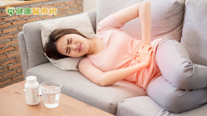 光田綜合醫院婦產部部長蘇棋楓醫師提醒，若婦女出現非經期異常出血，應提高警覺就醫檢查，避免延誤治療黃金期。