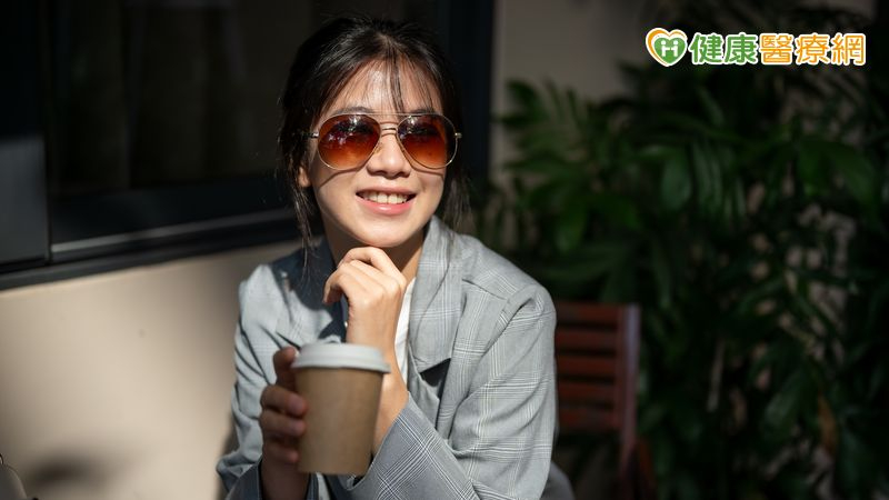 眼睛也要防曬？專家：長期暴露陽光下慎防眼疾上身　留意「1指數」護眼